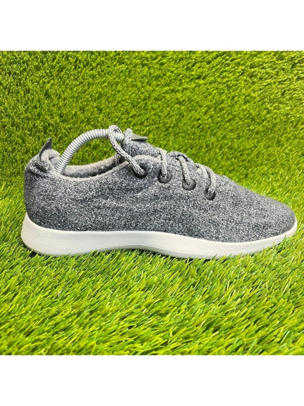 Allbirds Wool Runners Mens Size 10 Gray White Casual Walking Shoes Sneakers